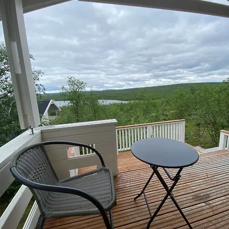 Sara's Cabins-hytter Каутокейно